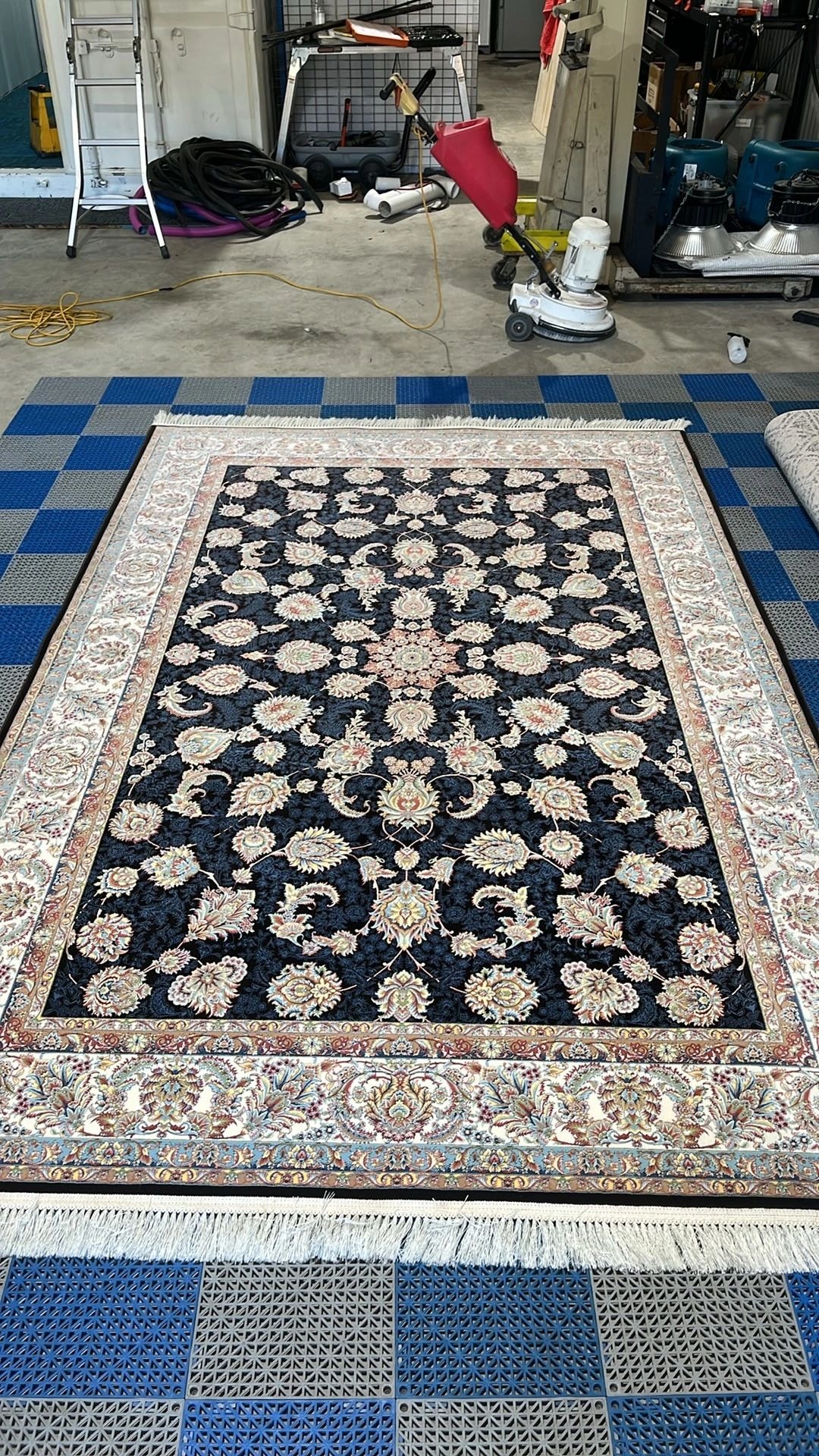 Rug cleaned by Riverina Rug Wash