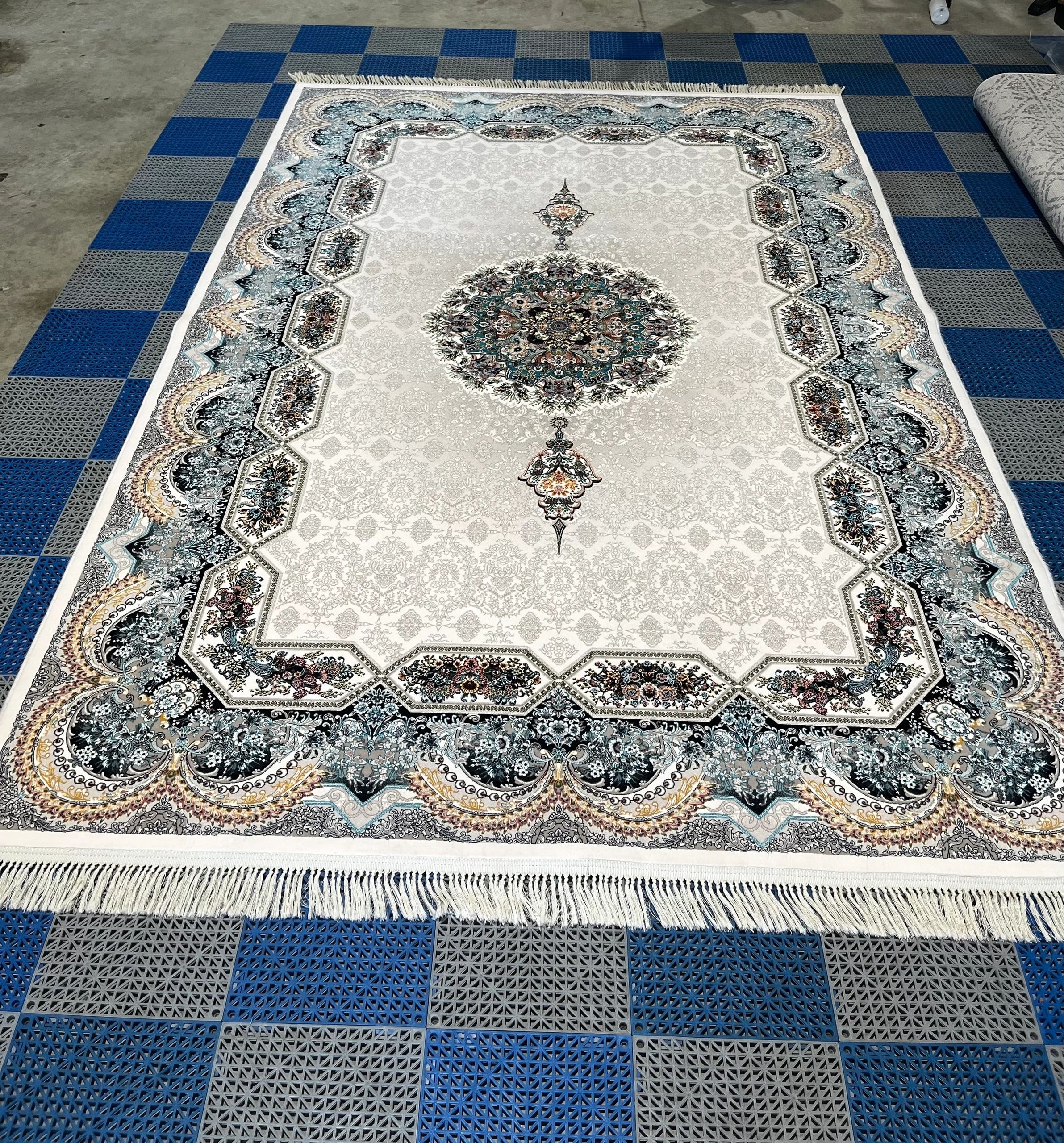 Rug cleaned by Riverina Rug Wash